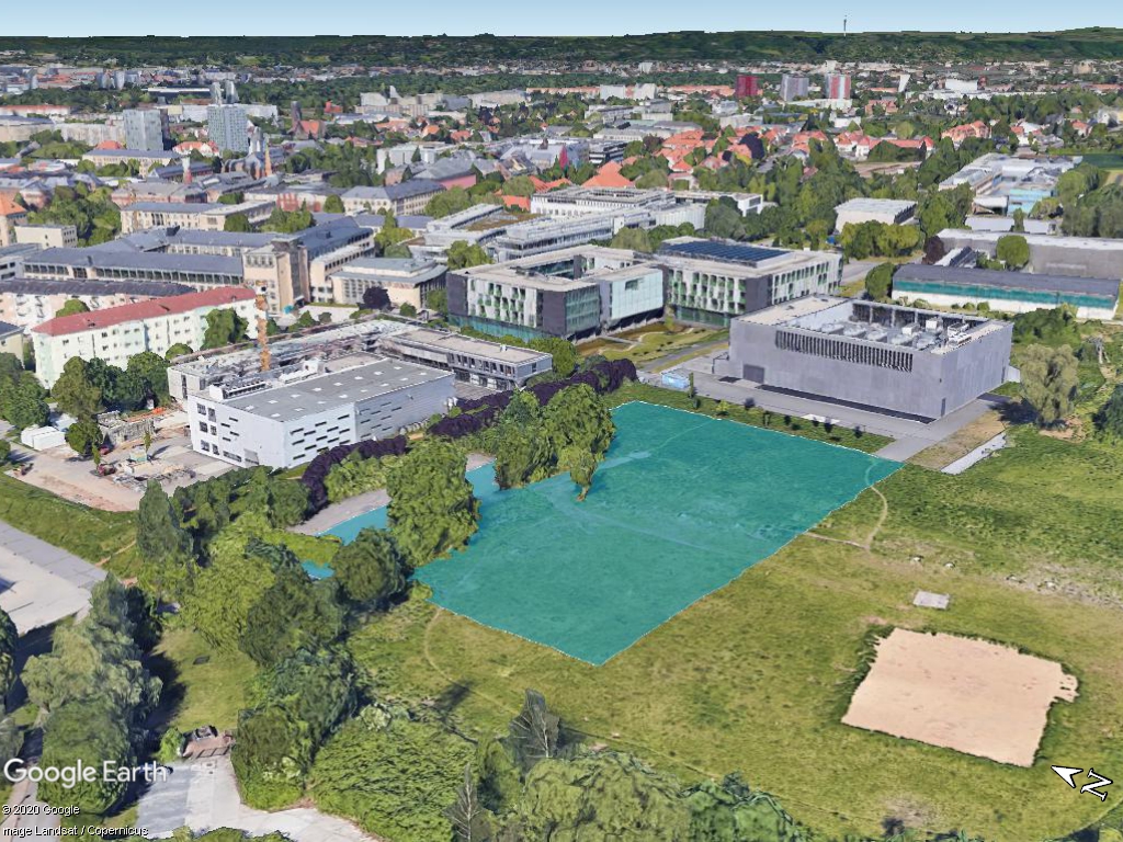 Das Baugrundstück für das neue Lehmann-Zentrum II liegt am Südende des Uni-Campus' in zweiter Baureihe an der Nöthnitzer Straße. (Quelle: Google Earth)